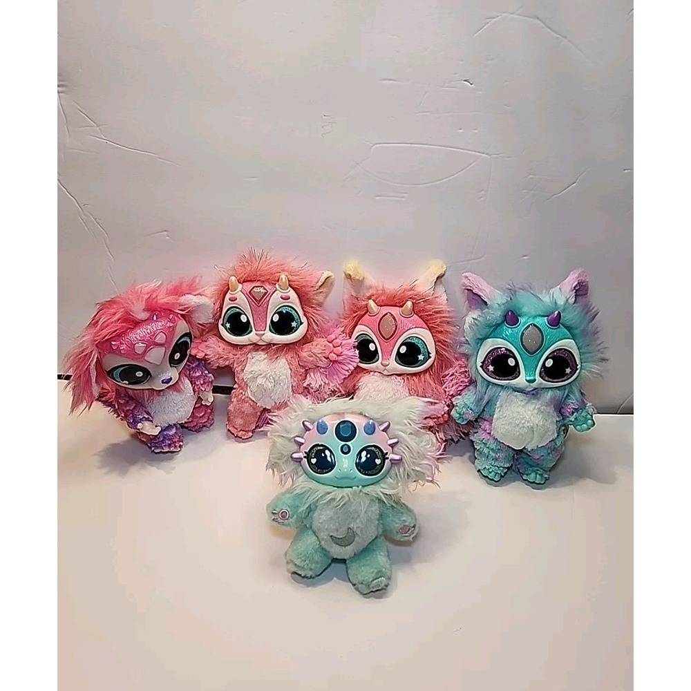 Magic Mixies Plush Lot of 5 Figures All Work 1 Doesn't Talk.